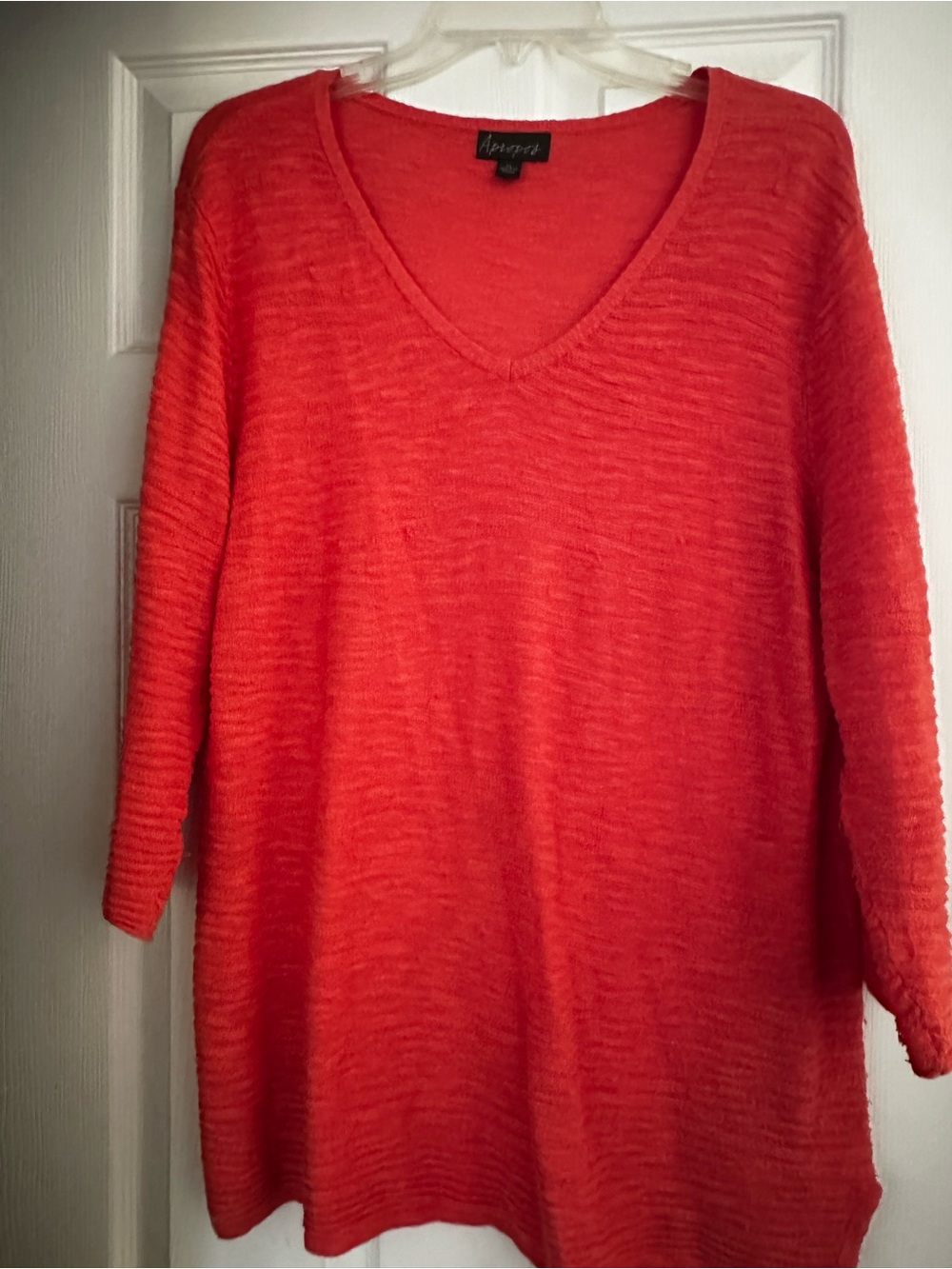 Apropos V-Neck Knit Top in Vibrant Orange-Red